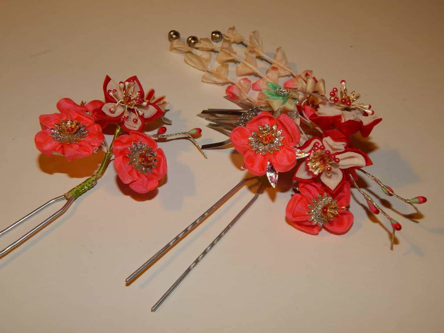 Set of Japanese Hair Accessories Tsumami Zaiku Kanzashi Flower Hair Pin  Ornament Maiko Geisha Nihongami with Bira flutters wire LaFactory