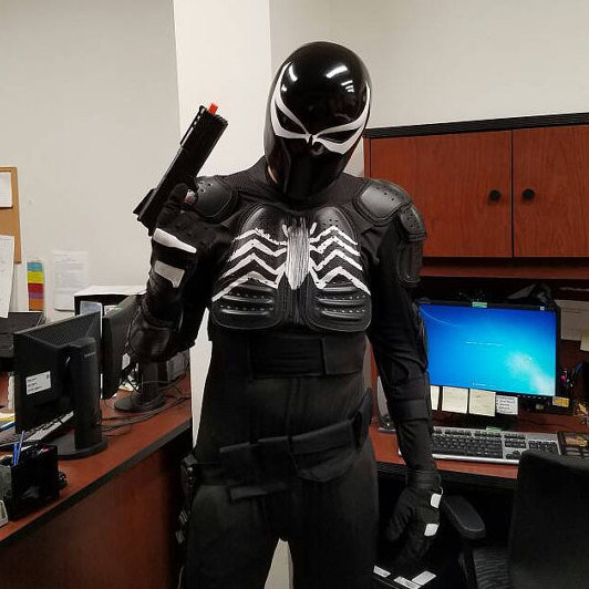 1:1 Wearable Custom Halloween Costume, Venom Helmet Mask, Agent Venom Mask Cosplay Movie Prop M197 - LaFactory